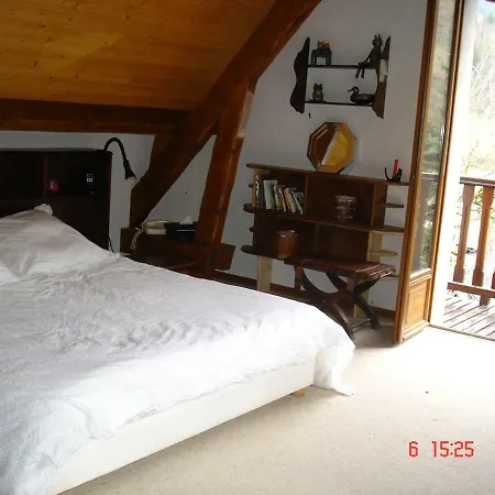 Vallee Des Nestes Chalet *