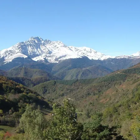 シャレー Vallee Des Nestes *